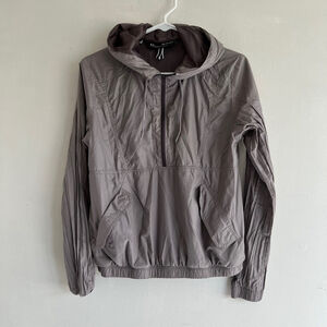 Women's Under Armour Jacket, XS, Gray